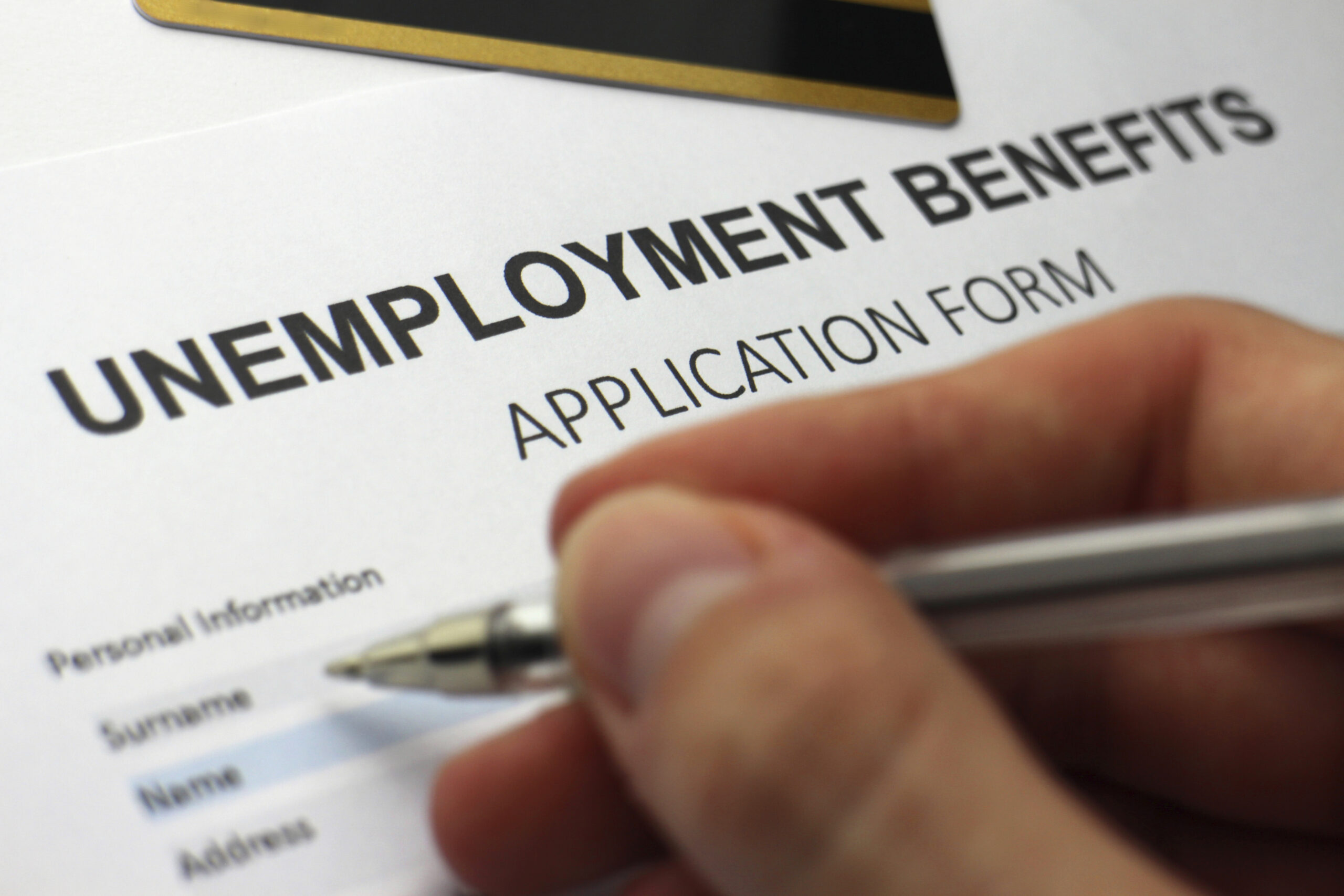 Senate Democrats block move to include unemployment benefits in tax cut bill