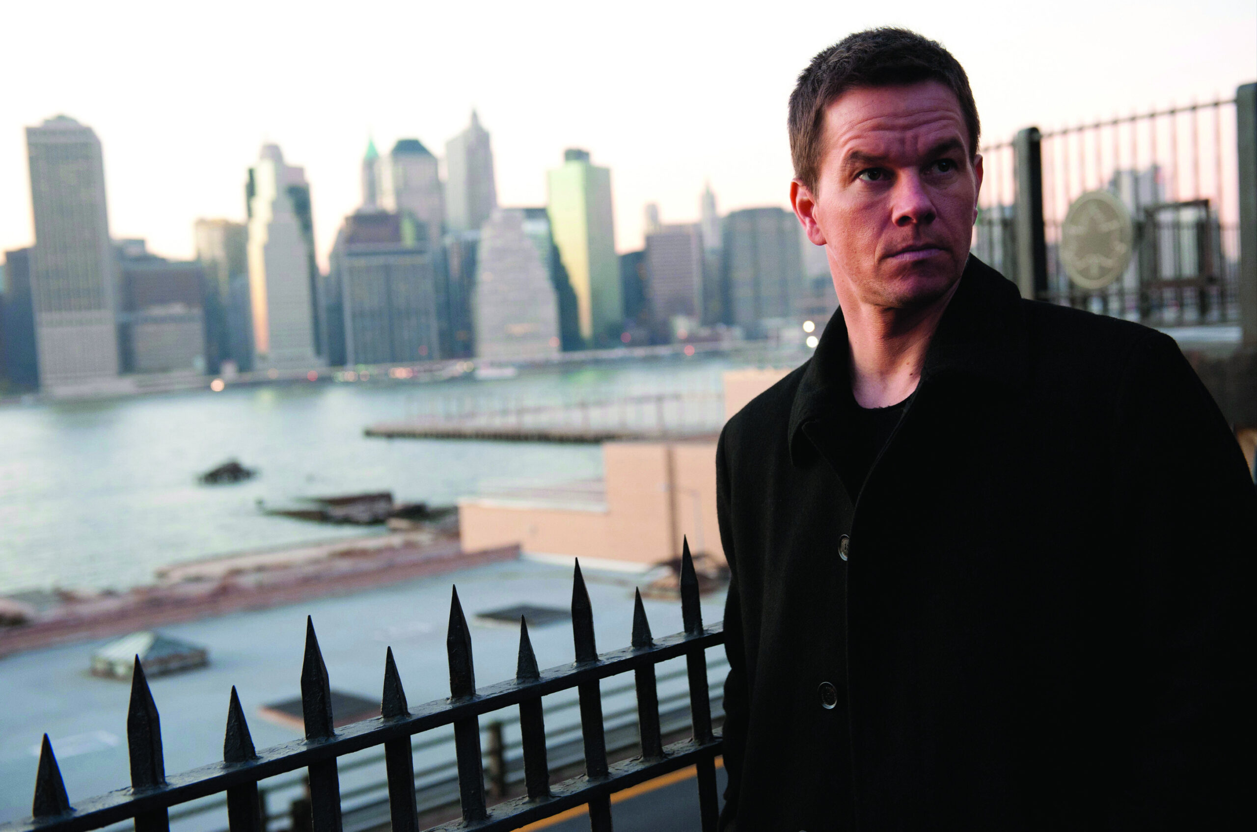 ‘Broken City’ could use some fixing