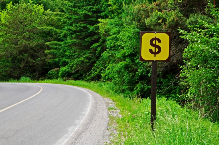 Most of the $41 billion in annual federal highway spending is not adequately tracked by the Federal Highway Administration, a new report from the Government Accountability Office found. (iStock Photo)