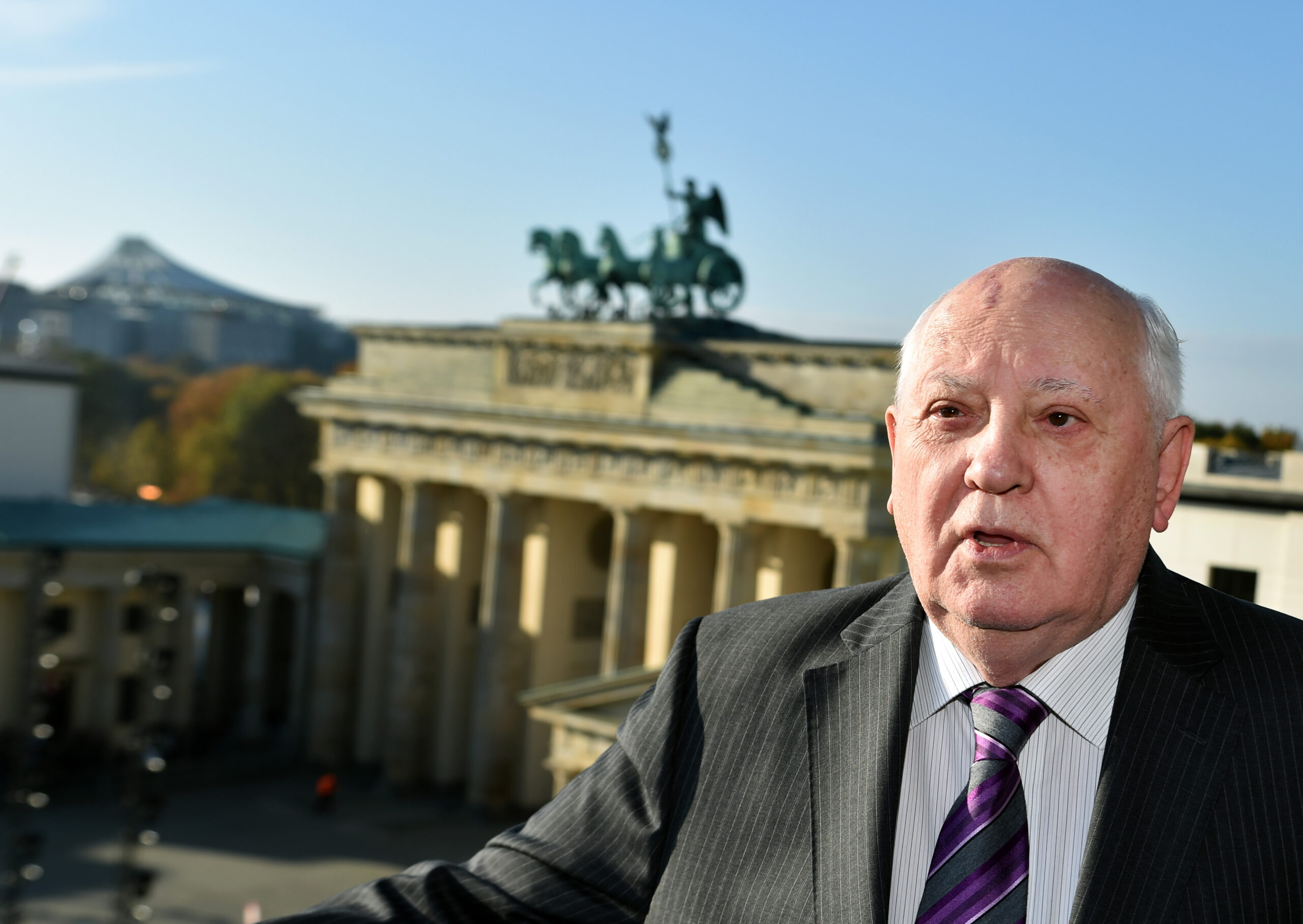 Gorbachev: ‘The world is on the brink of a new Cold War’