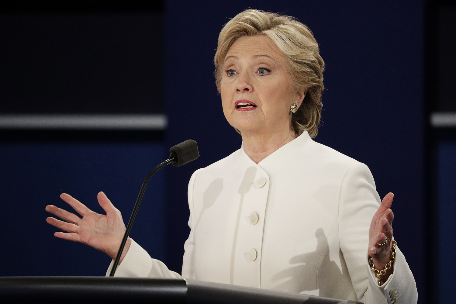 Another debate, another gender wage gap claim by Hillary Clinton