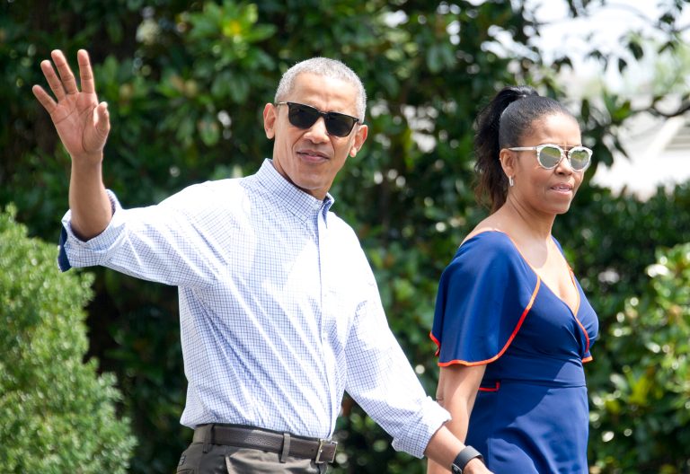 Obama to Complete Vacation Before Visiting Louisiana Next Week