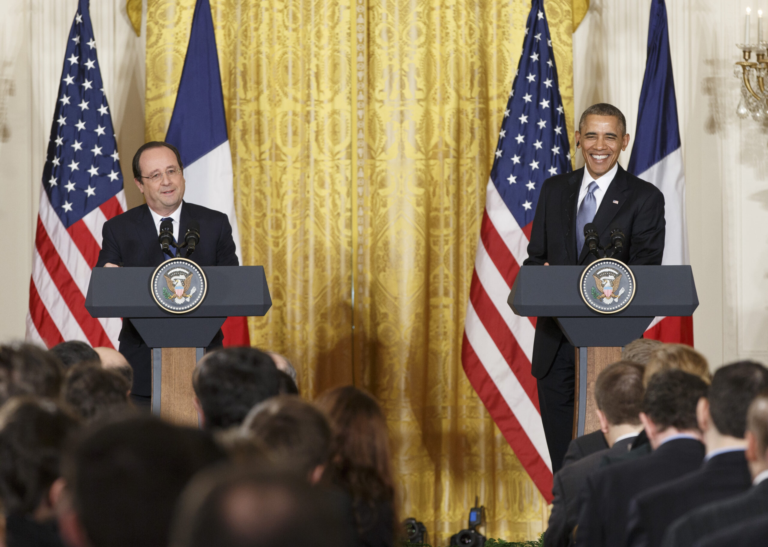 Obama, Hollande tackle tenuous diplomatic efforts