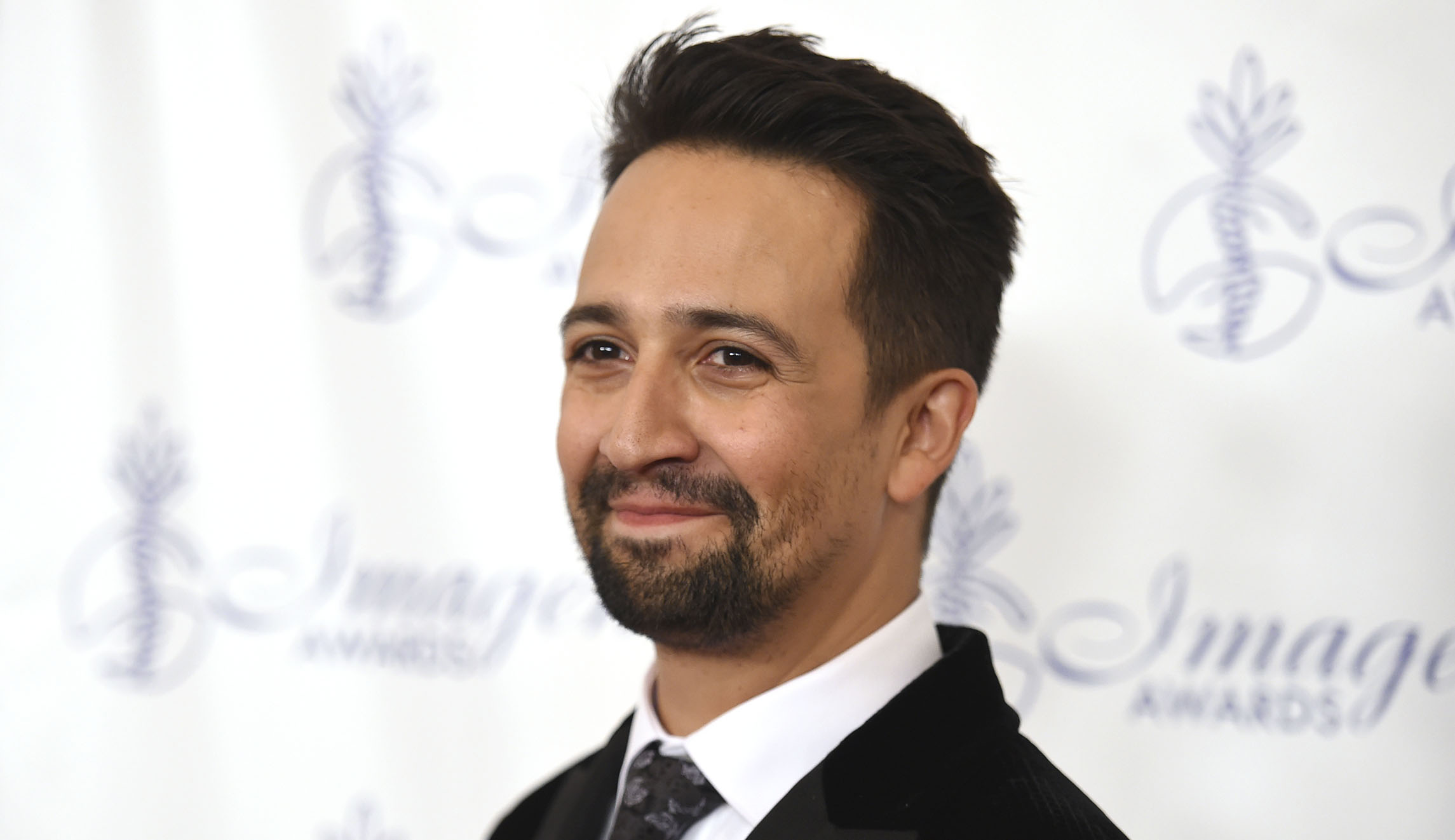 Lin-Manuel Miranda sings show tunes on the US Capitol’s subway system