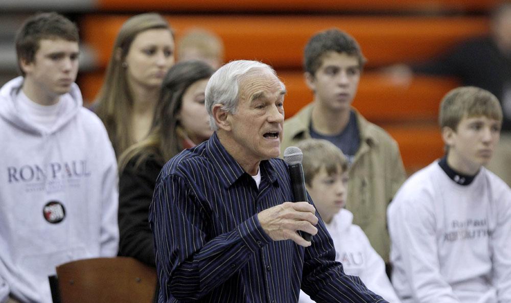Ron Paul benefits from Democrat crossovers