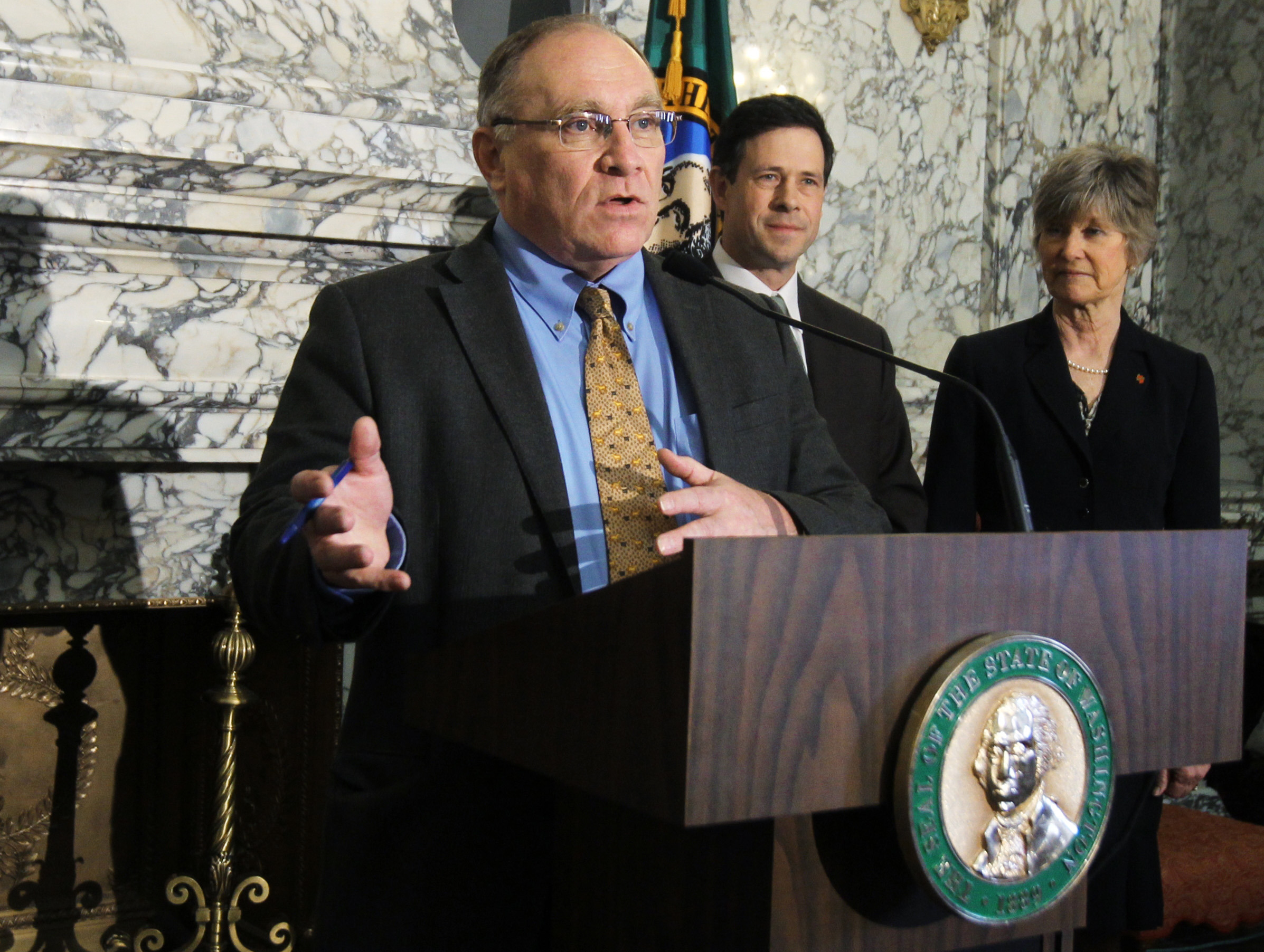 Governments may push workers to health exchange