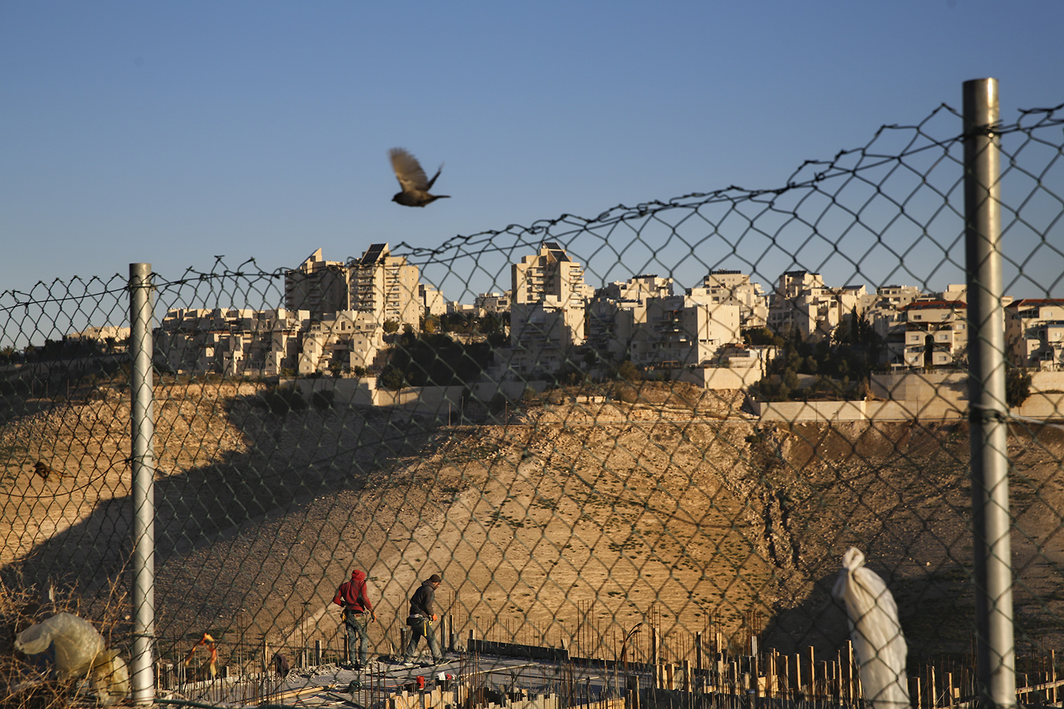 Trump: Israeli settlements aren’t helping the peace process