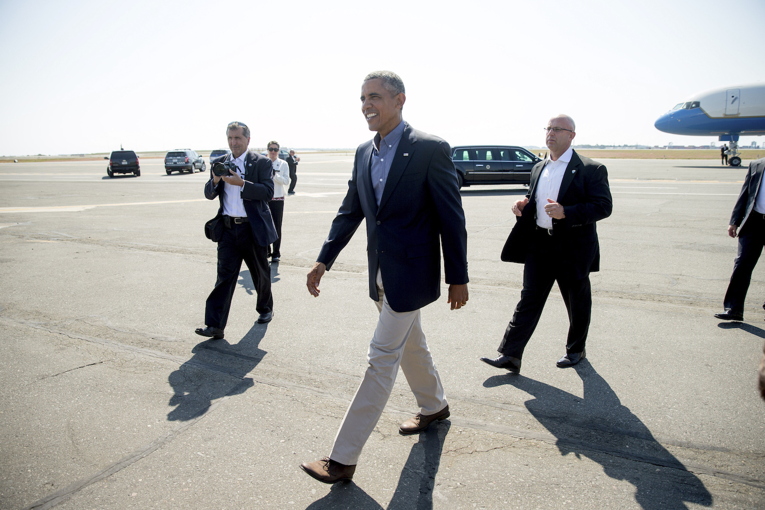 Court halts Obama contractor blacklist