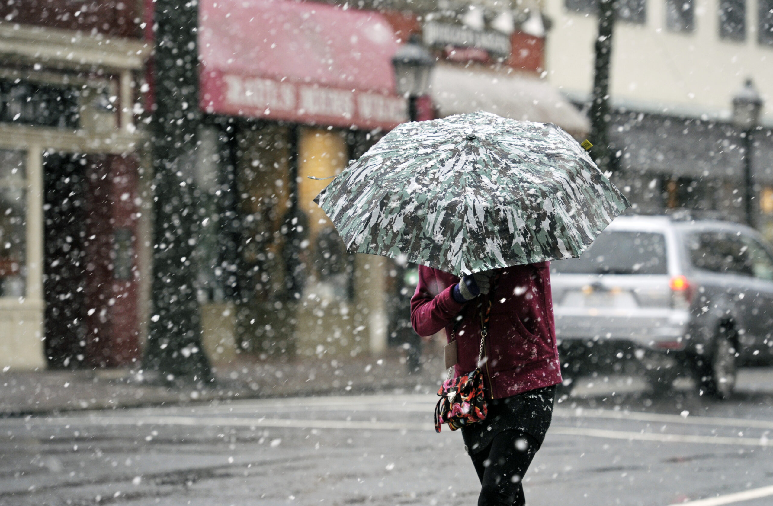 DC  lawmaker: Recent snowfall due to ‘Rothschilds controlling the climate’
