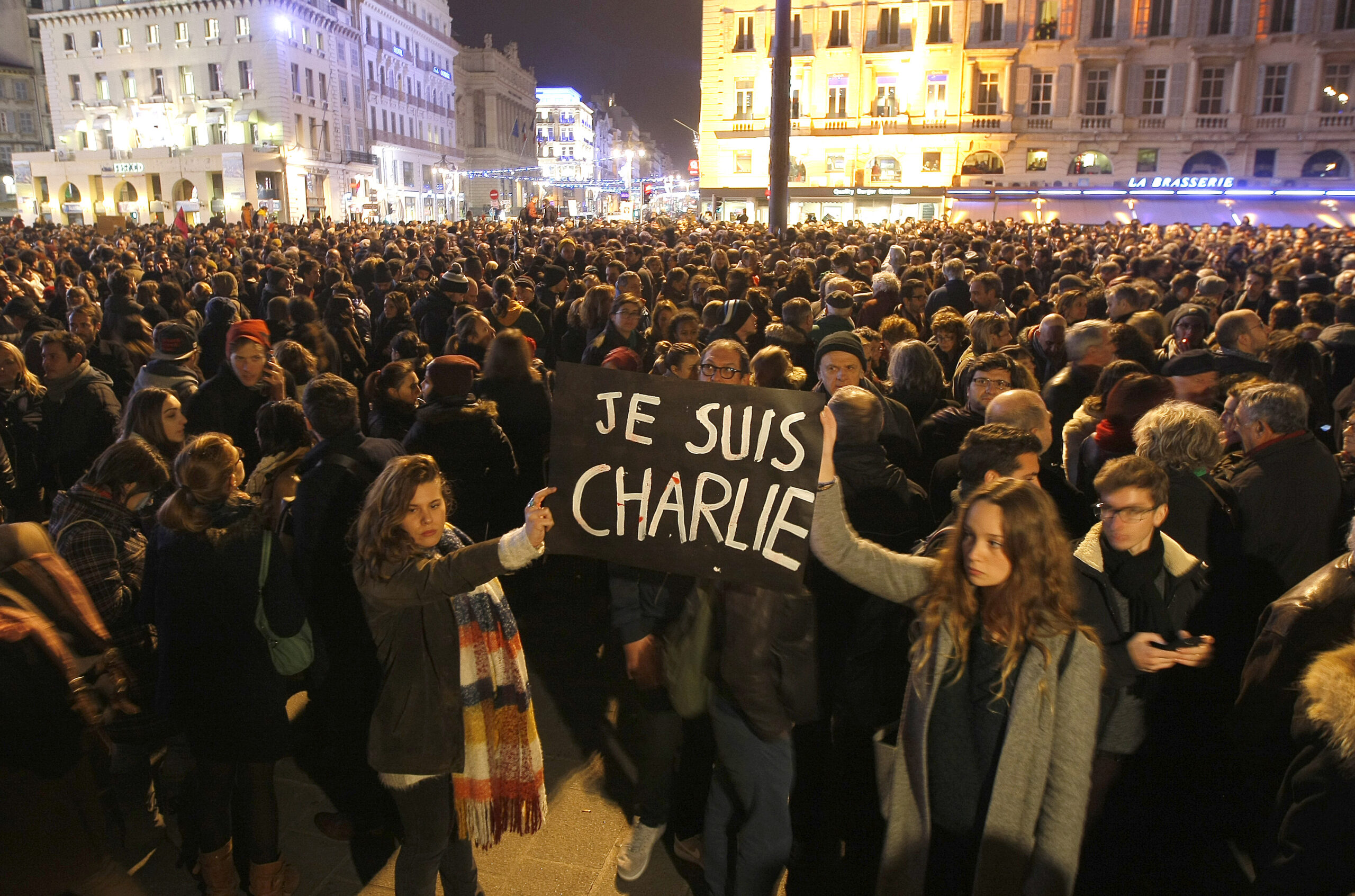 Top news editors at provocative outlets silent after attack on French magazine