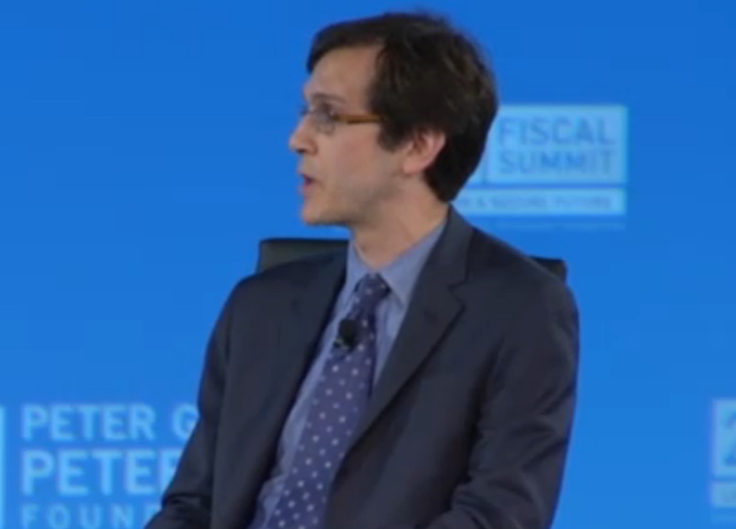 Clinton, Trump Campaigns Struggle With Debt Proposals