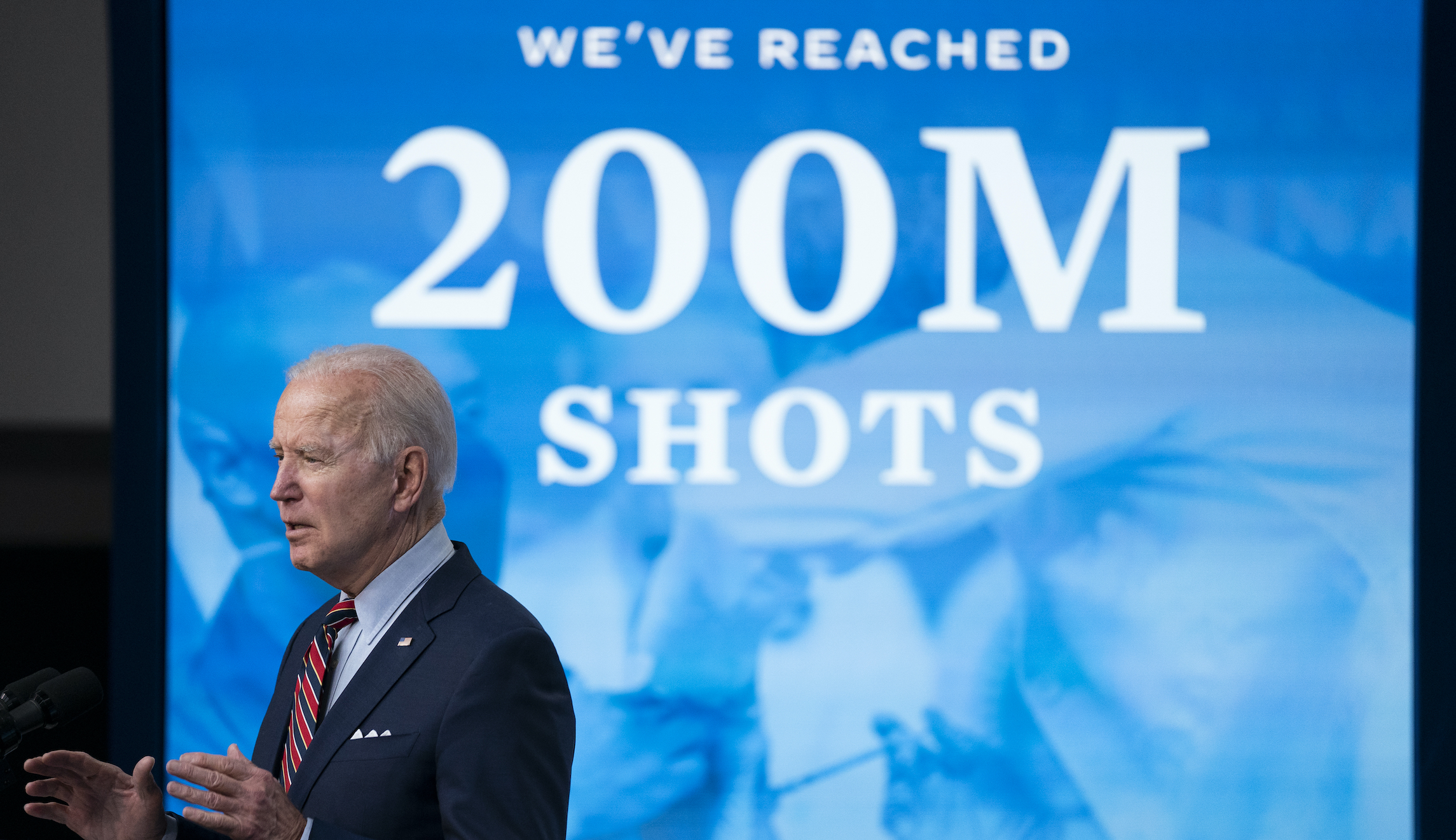 Vaccination campaign slows in past week