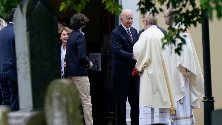 US bishops vote to create document that could deny Biden Communion