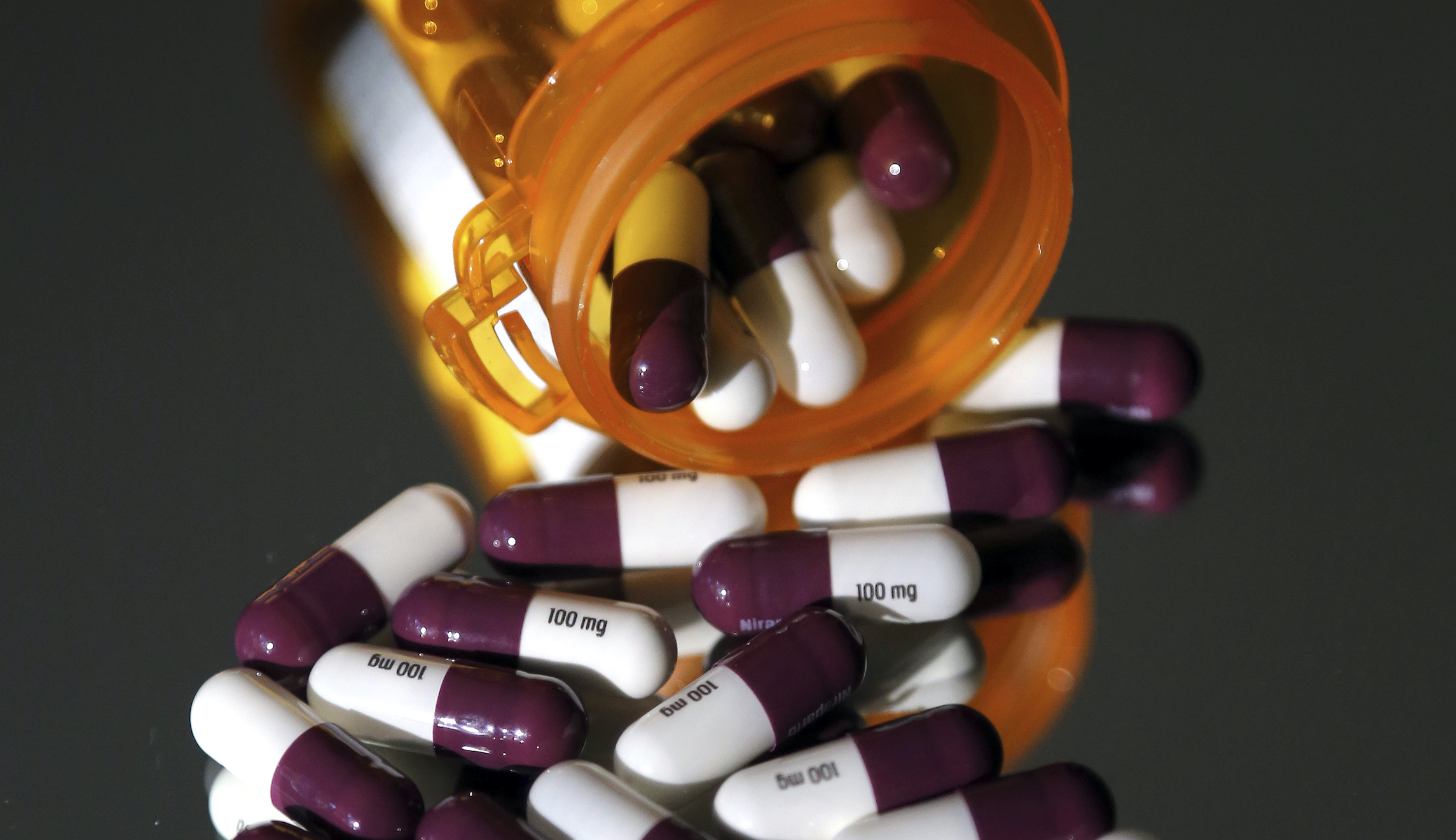 Biden aims for Canadian prescription imports in new drug price executive order