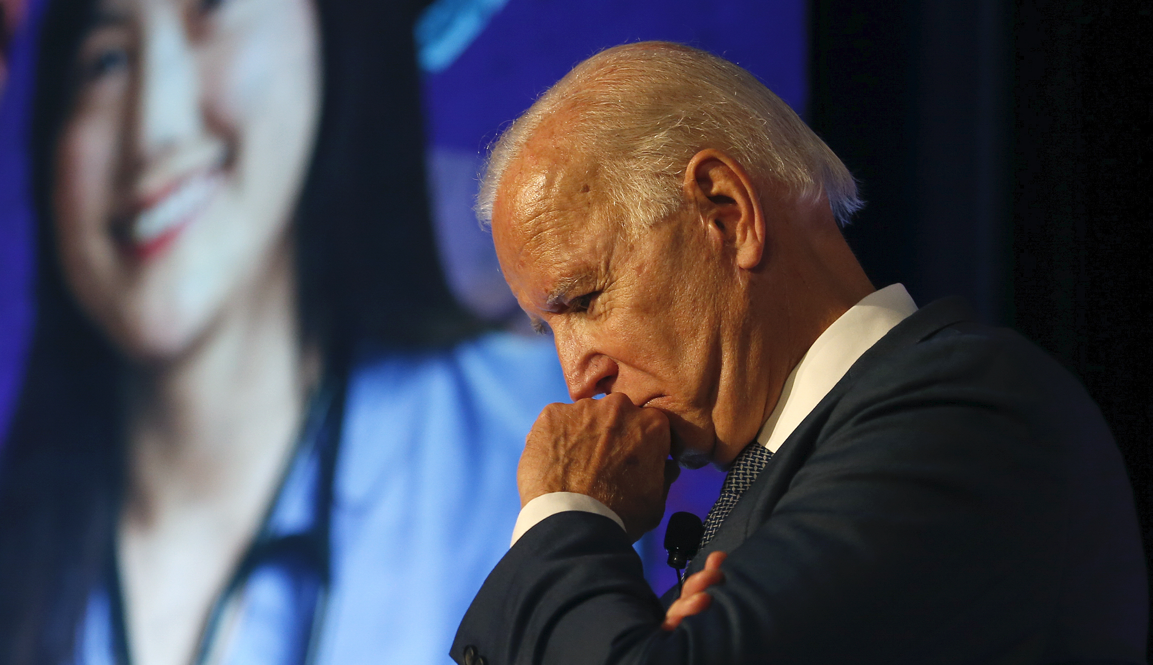 Elizabeth Warren nearly even with Joe Biden in 2020 polling average