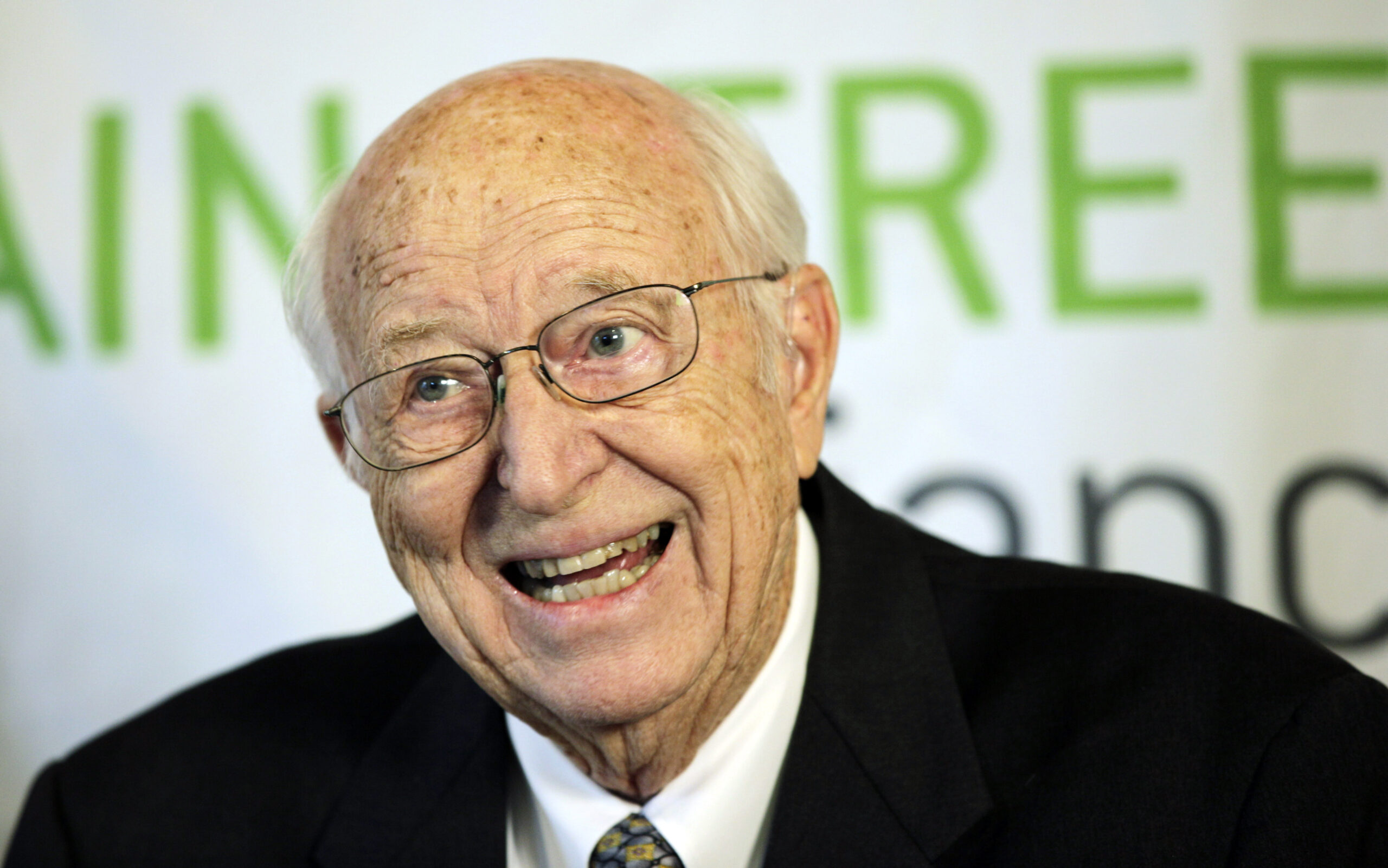 Bill Gates Sr., philanthropist and father of Microsoft co-founder, dies at 94