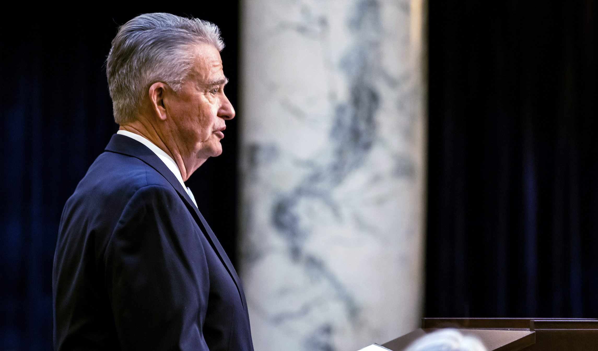 Idaho Gov. Brad Little beats Trump-backed Lt. Gov. Janice McGeachin for GOP nod