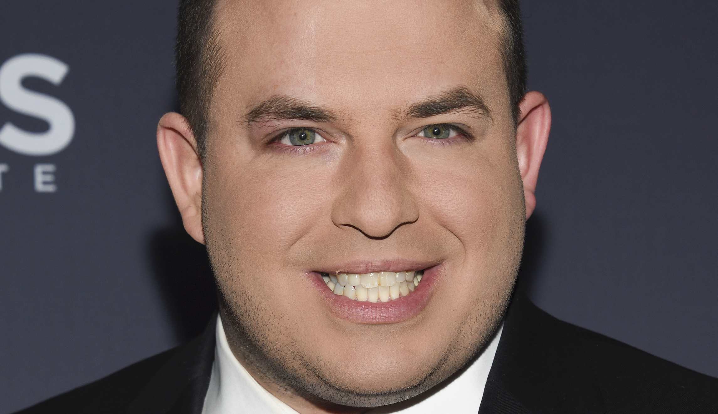 Brian Stelter claims lack of leadership at Fox News responsible for Trump propaganda machine