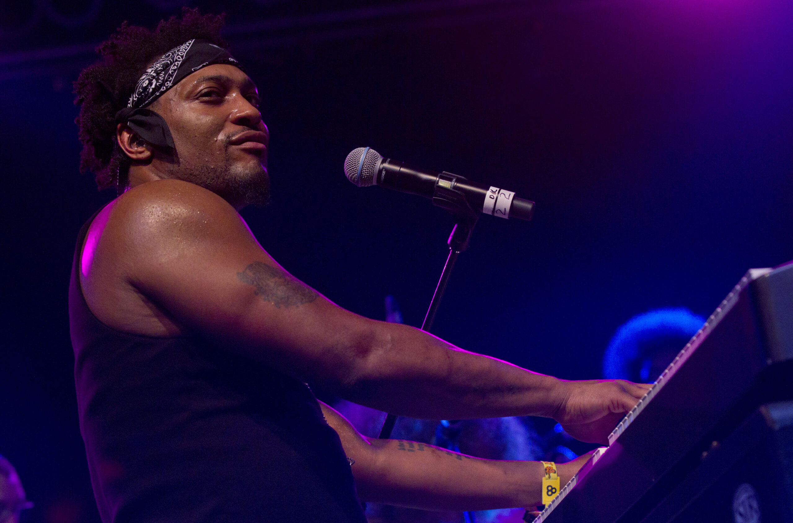 D’Angelo makes 1st US appearance in 12 years