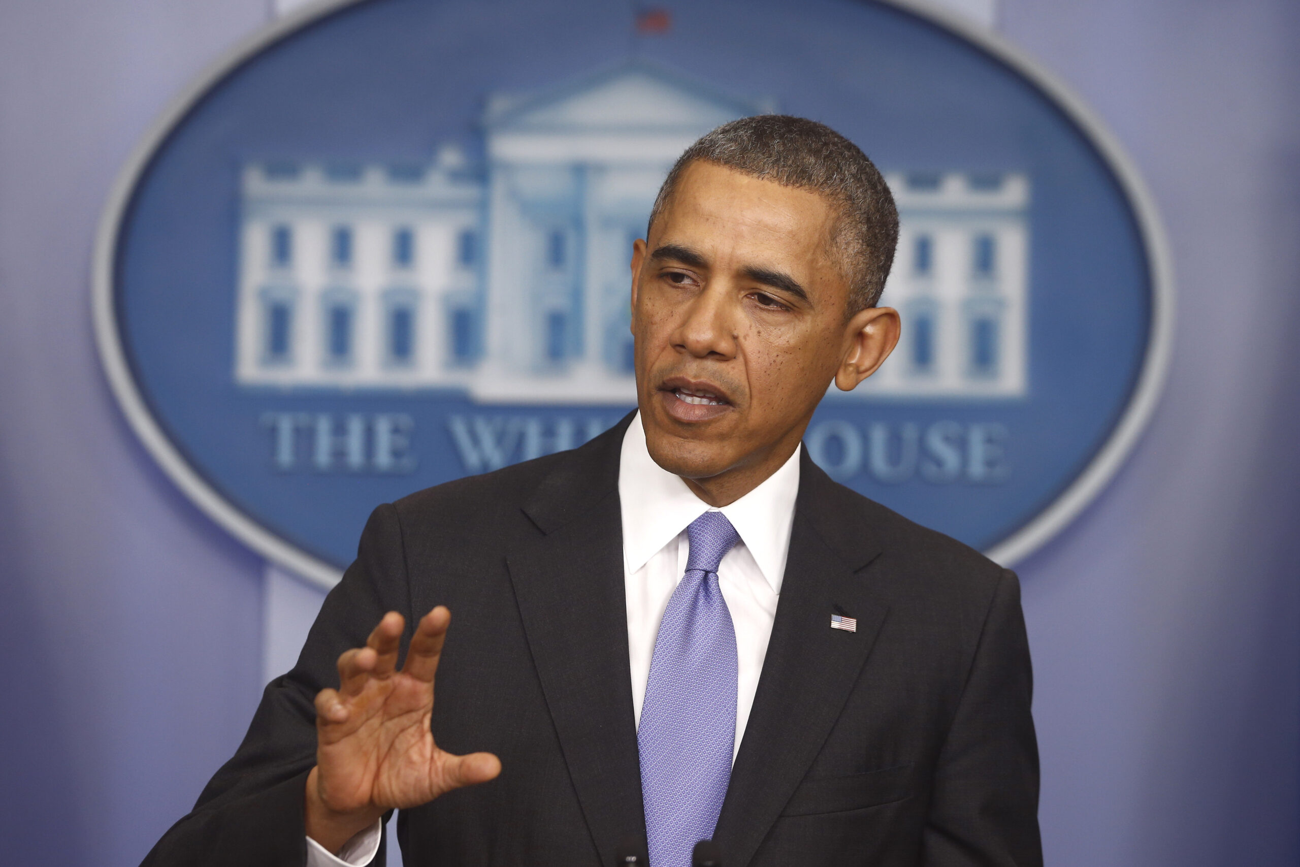 Obama acknowledges ‘insufficient’ effort to ensure people could keep their insurance plans