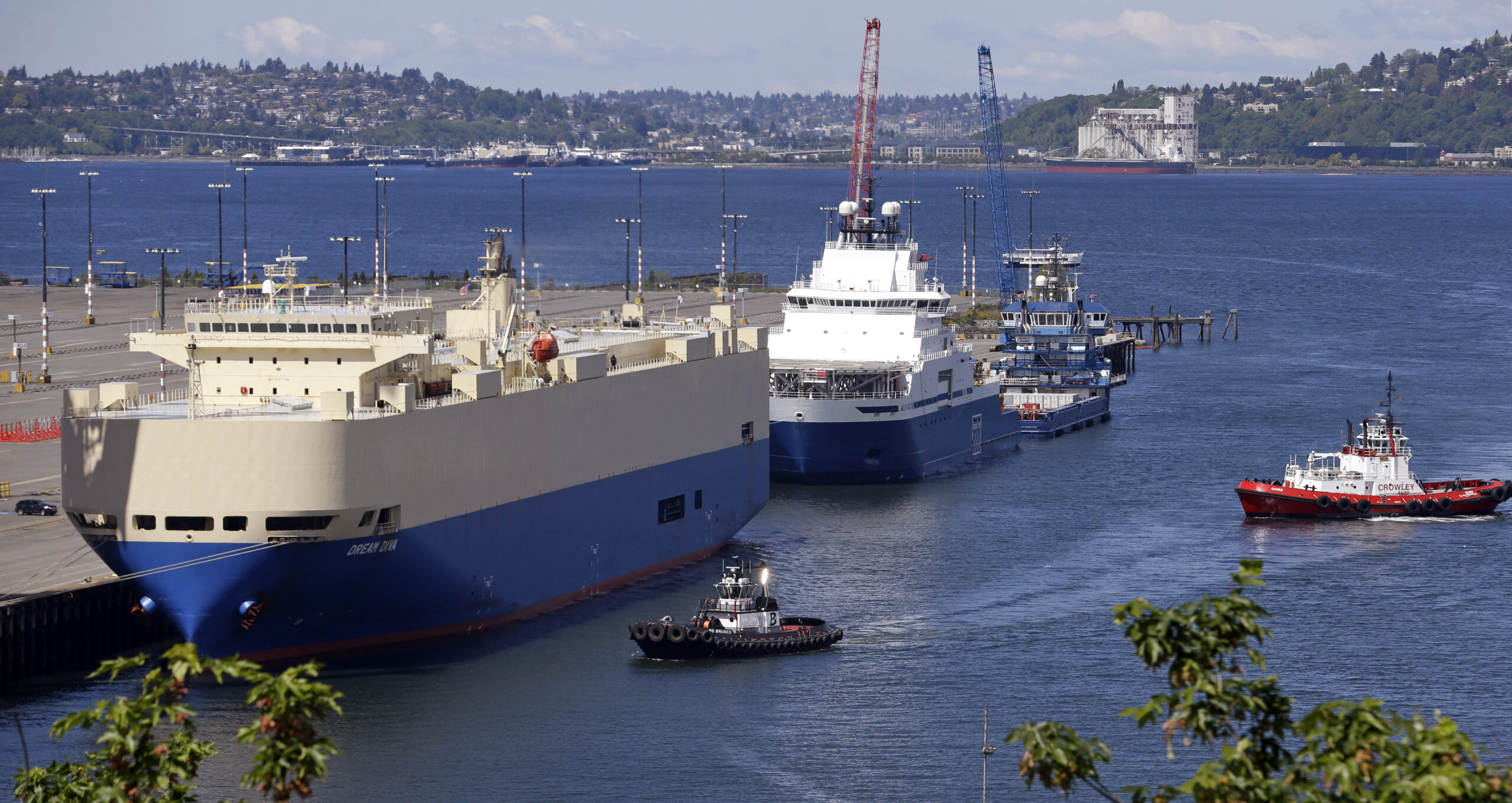 Obama administration OKs Shell offshore Arctic drilling