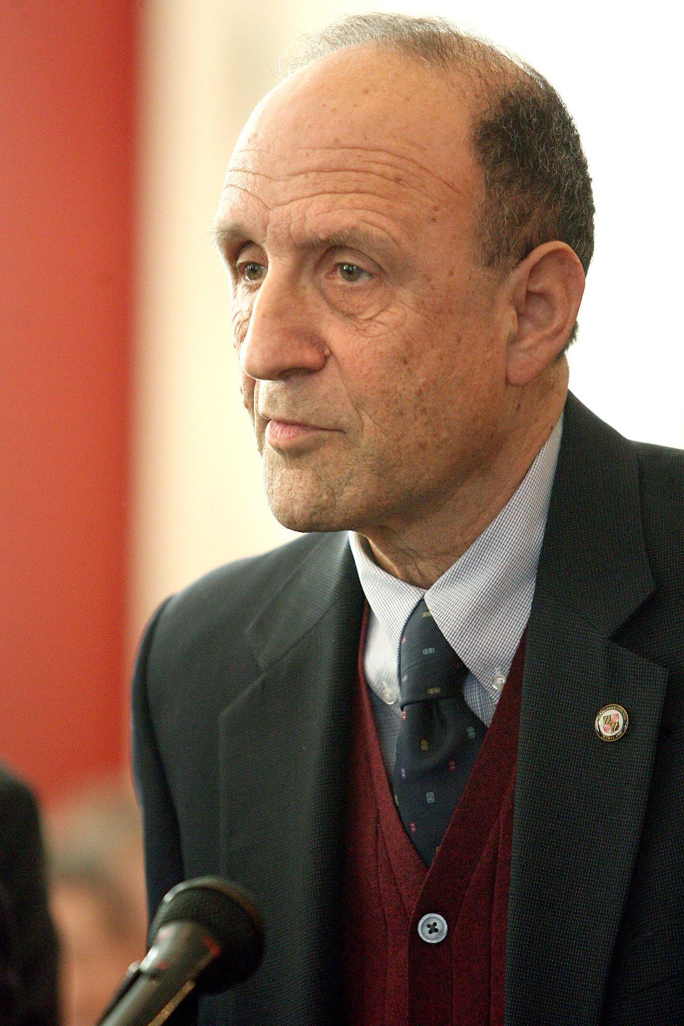 16 vie to replace Leopold in Anne Arundel