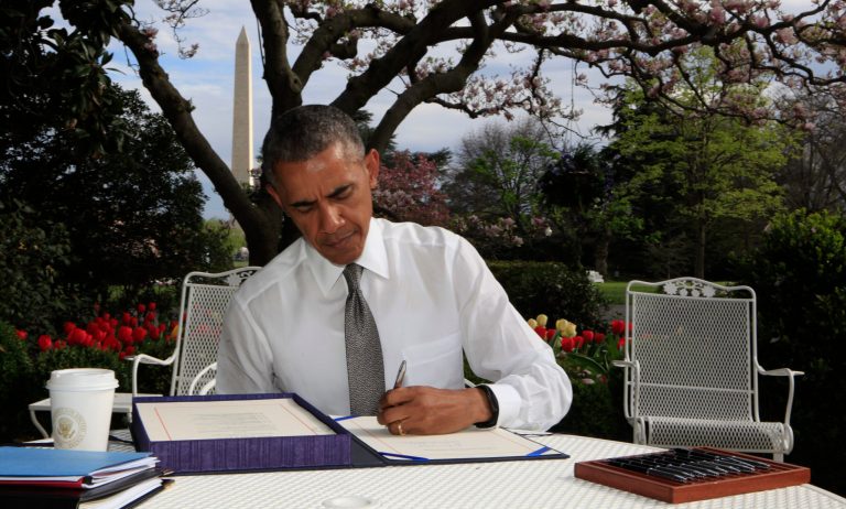 President Obama signs the Medicare Access CHIP Reauthorization Act 2015 on April 16, 2015 in Washington. (Photo by Dennis Brack-Pool/Getty Images)