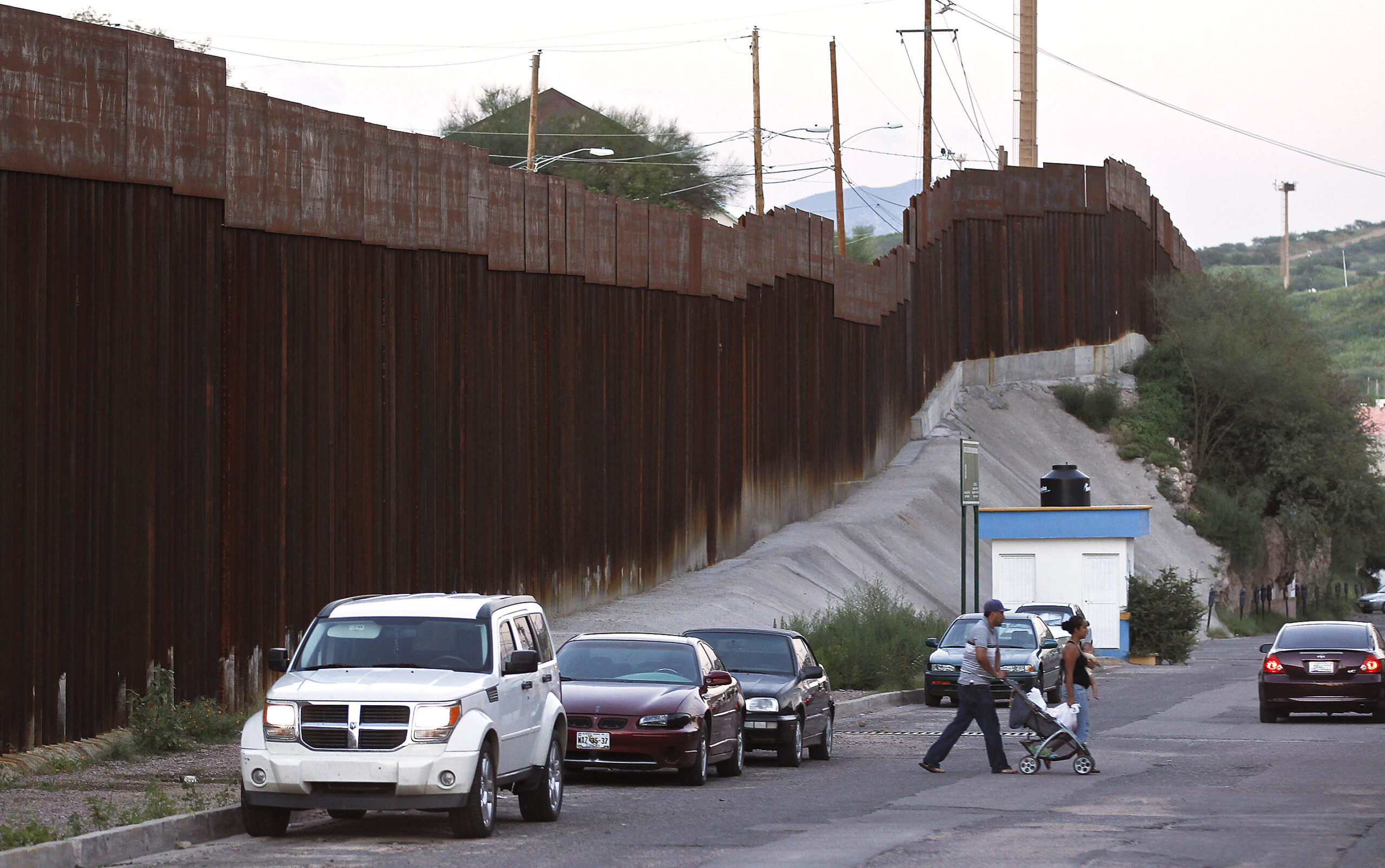 Judge partially blocks Trump’s border wall plan, bars use of DOD funds