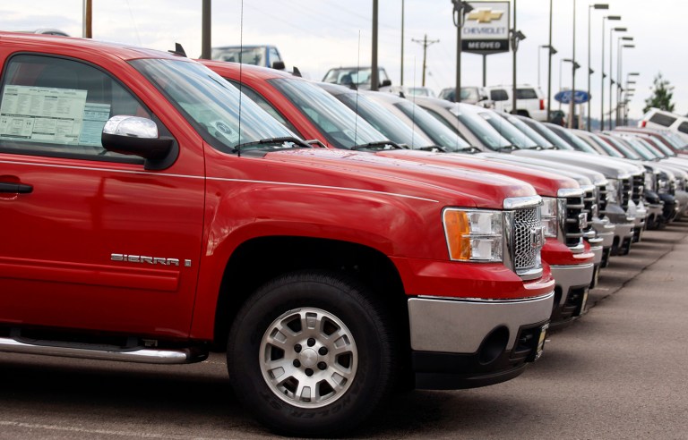 Major automakers have embarked on an eleventh-hour push to undercut the EPA's decision to boost climate and fuel efficiency standards for cars over the next decade. (AP Photo/David Zalubowski)