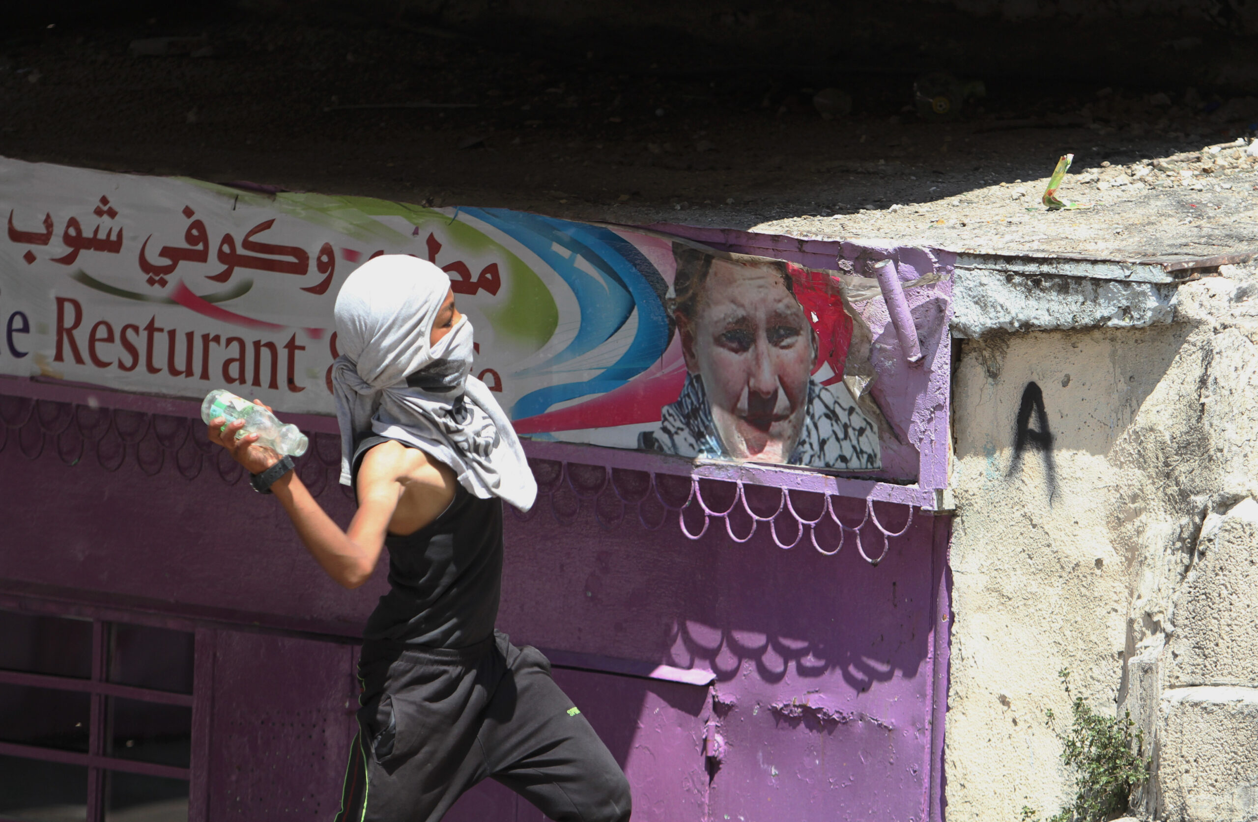 Palestinian divisions emerge in Gaza truce talks