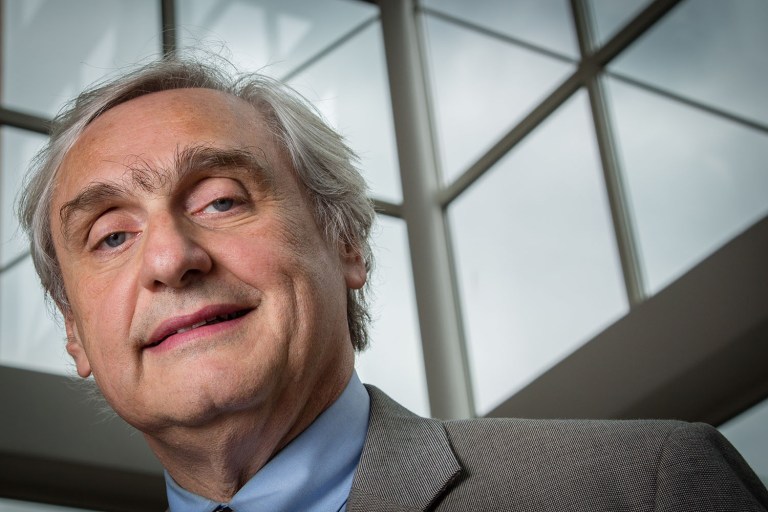 Judge Alex Kozinski touted the guillotine's 