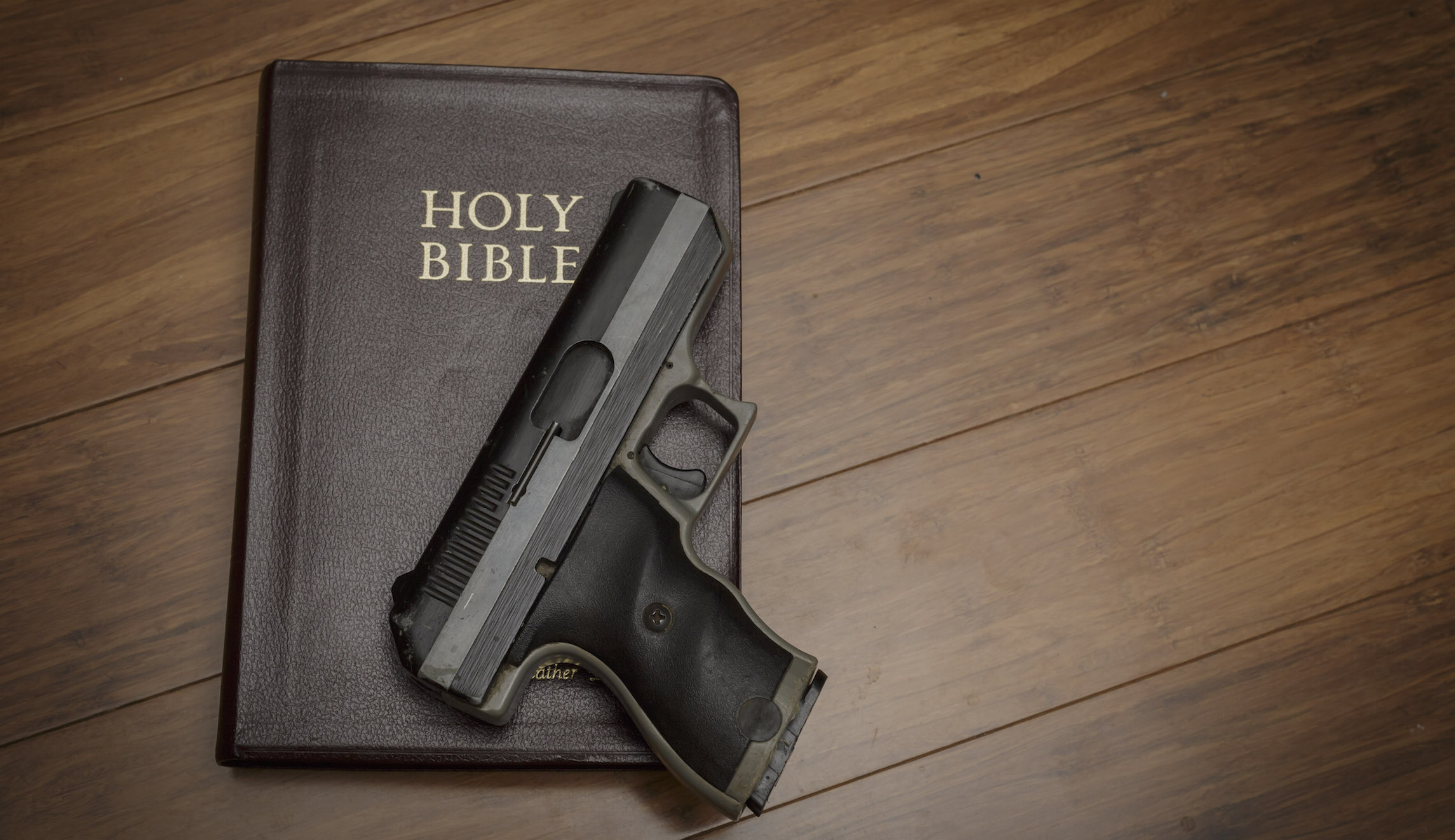 Don’t be fooled, the Bible does not support gun control
