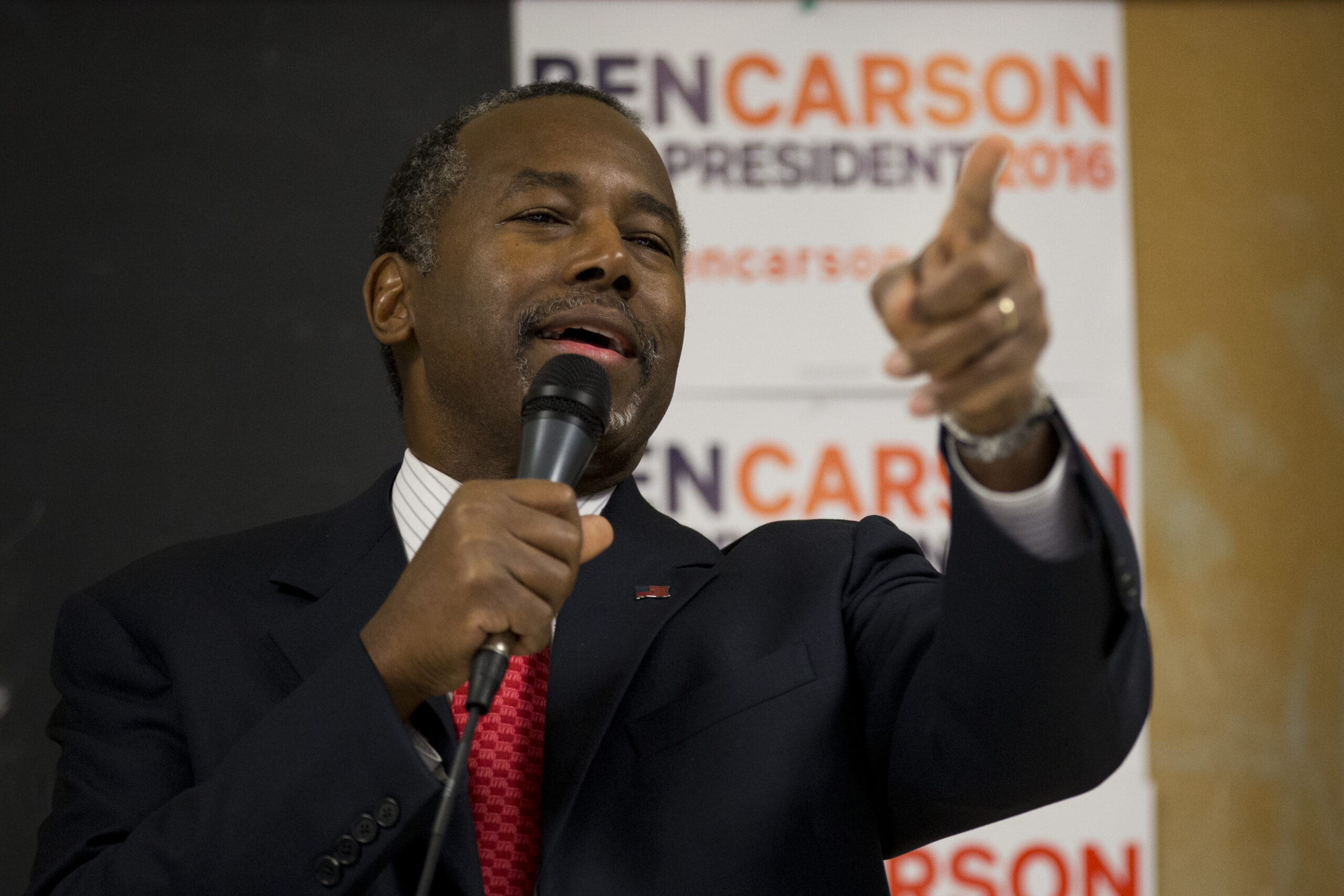 Carson fires back at ‘irrelevant’ ex-campaign manager comments