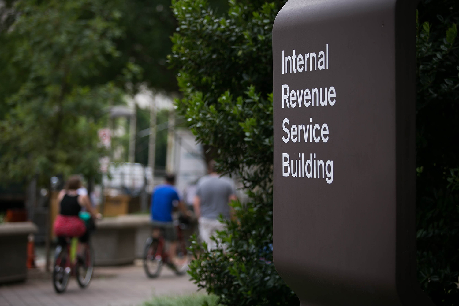 GOP freezes IRS funding in 2017 spending plan
