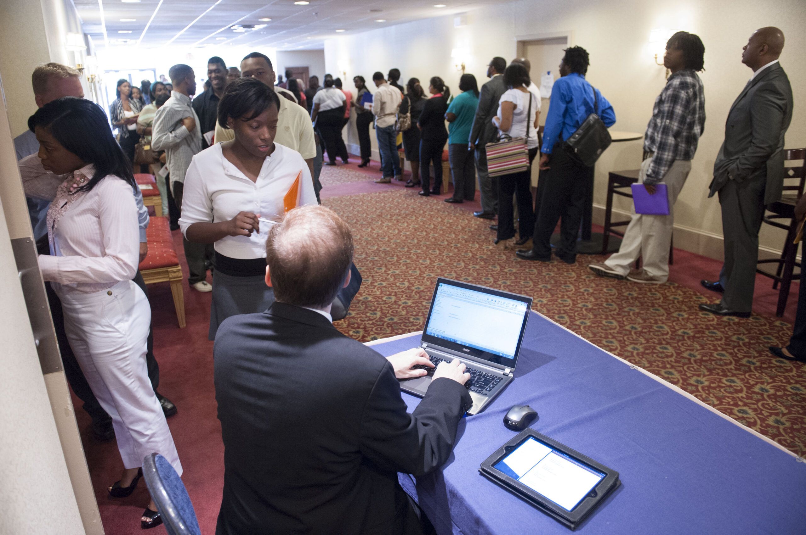 White House claims mediocre jobs report shows Recovery Act worked