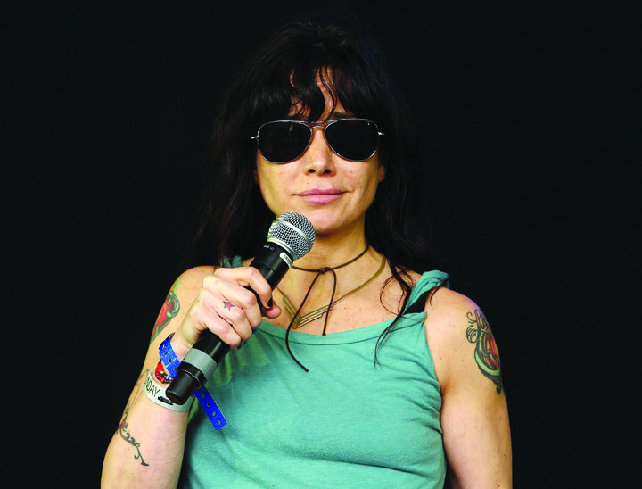 Janeane Garofalo married for 20 years, didn’t know