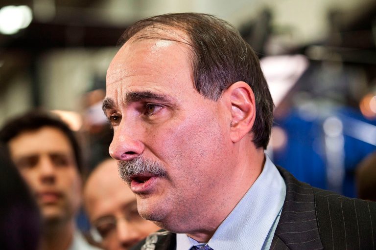 Democratic political consultant David Axelrod speaks to members of the media at Hofstra University after the second presidential debate on October 16, 2012, in Hempstead, N.Y. (Photo by Andrew Burton/Getty Images)