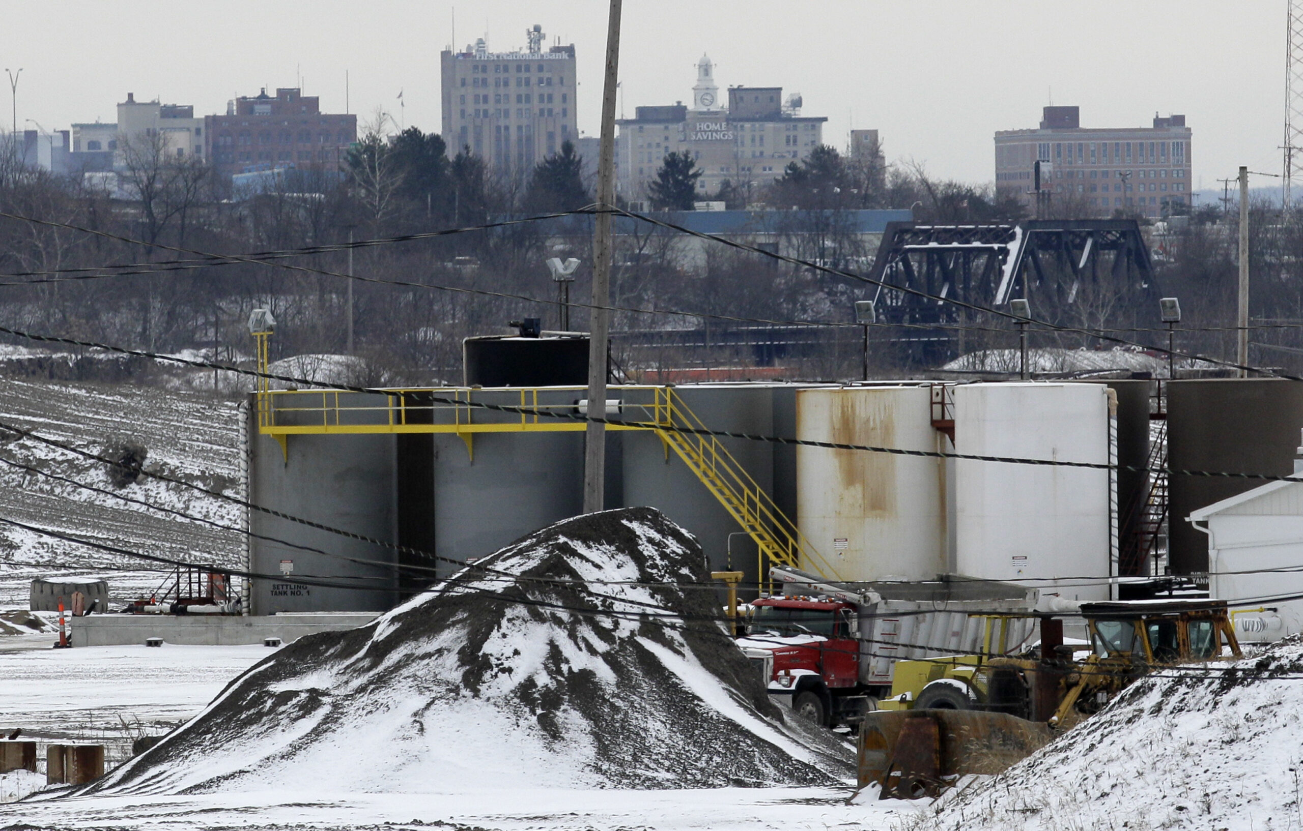 Feds: Earthquake risk from fracking cut in half