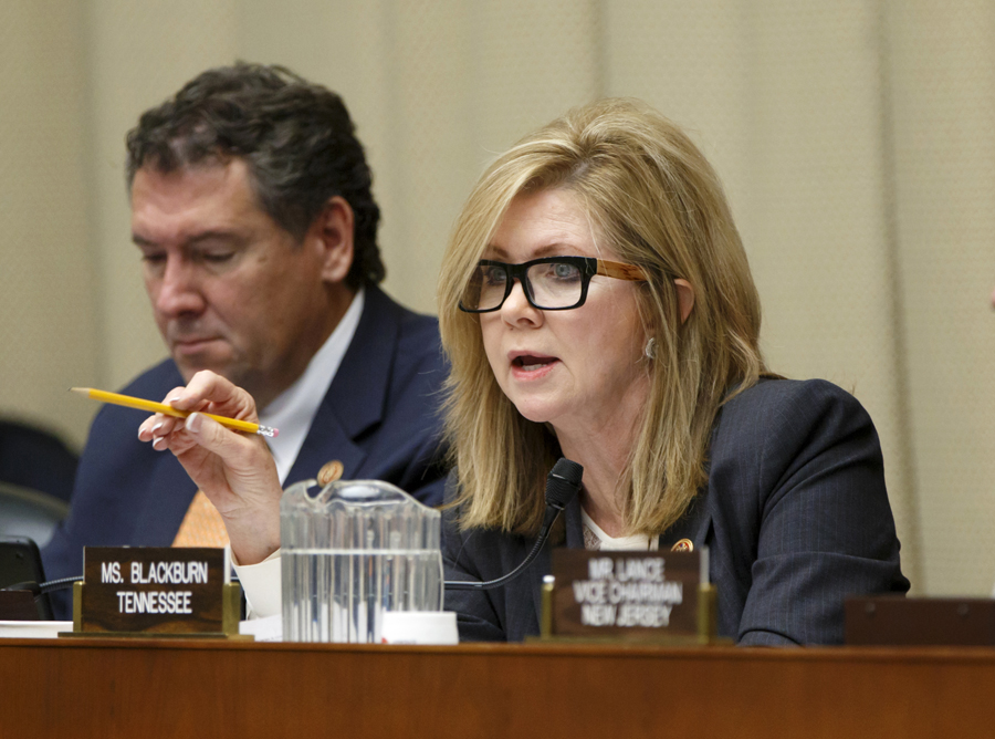 GOP, Dems brawl over subpoenas