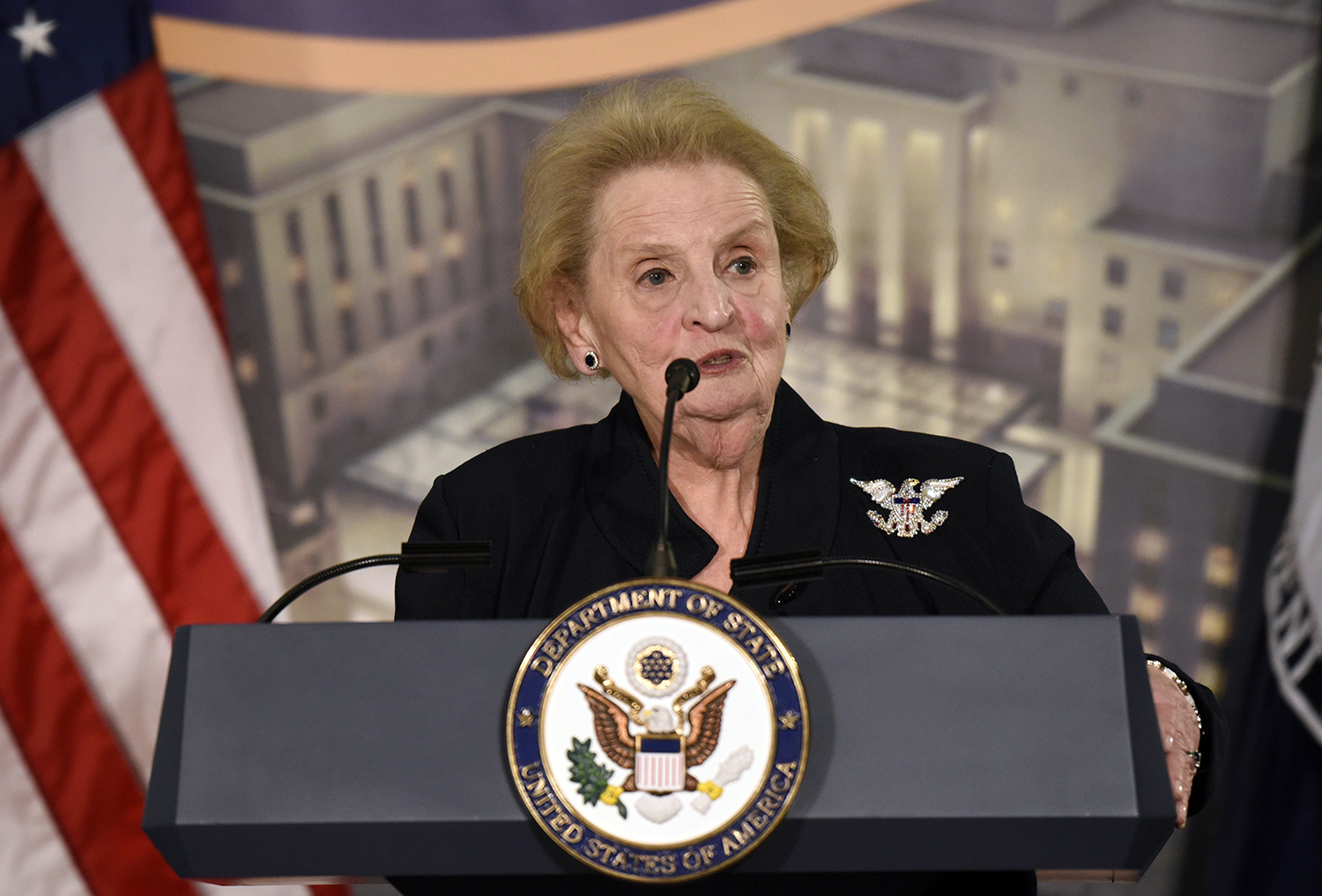 Albright claims Bannon ‘pulling the strings’ in Trump White House