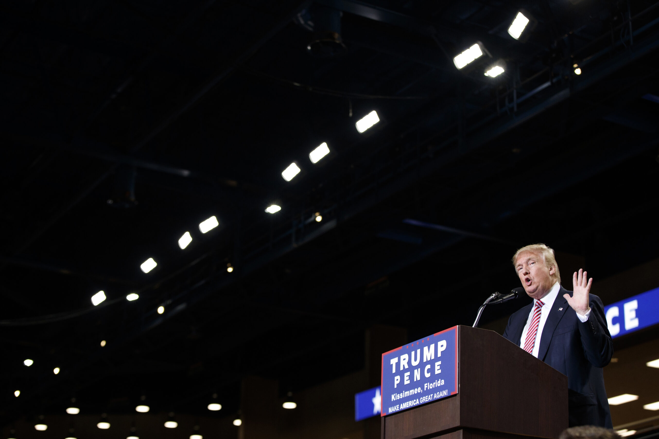 Report: Reeling Trump camp calls for ’emergency’ meeting with Republicans