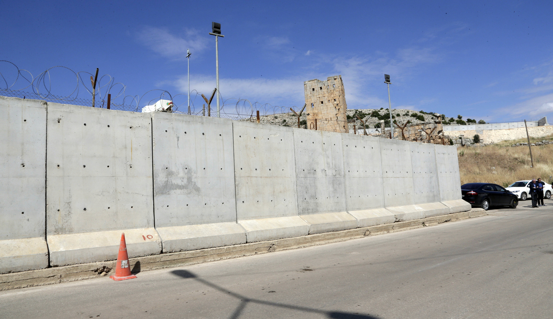 Trump’s border wall is standard practice in other parts of the world