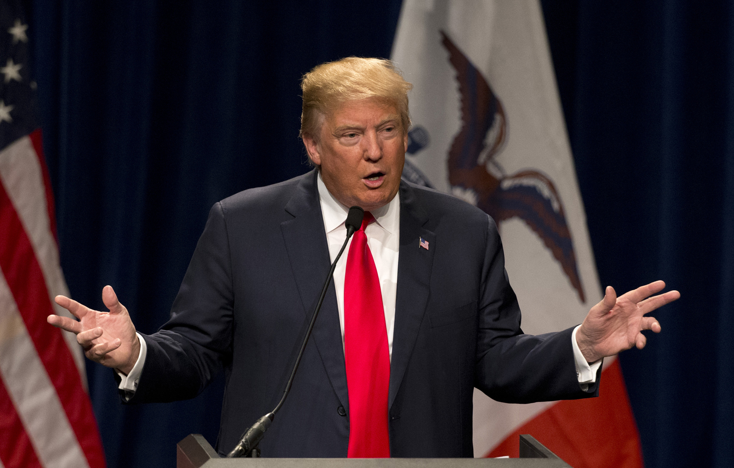 Trump plows ahead with Cruz birtherism: ‘Ted has a problem’