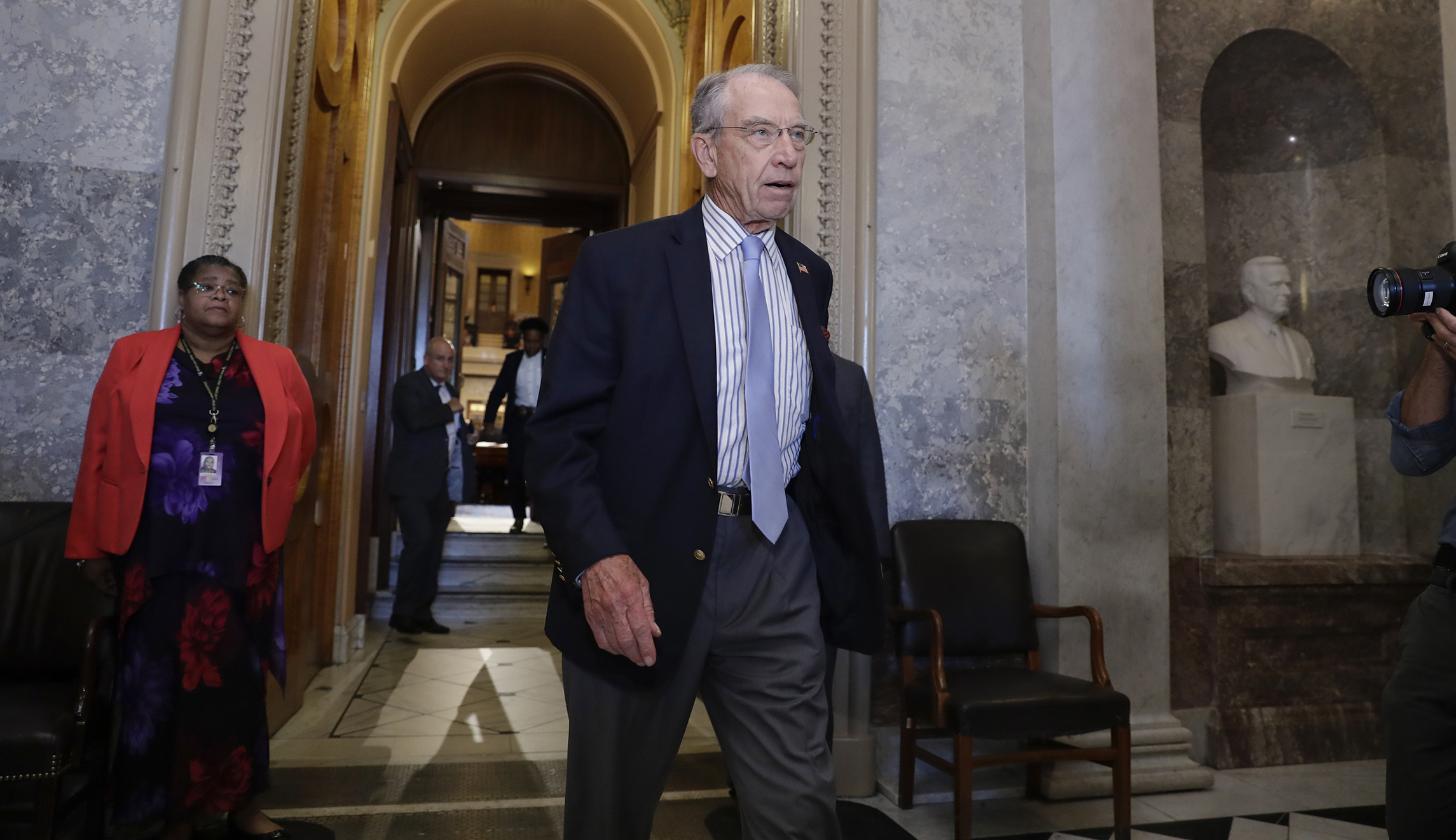 Chuck Grassley wants informant on Russian uranium scandal released from non-disclosure agreement