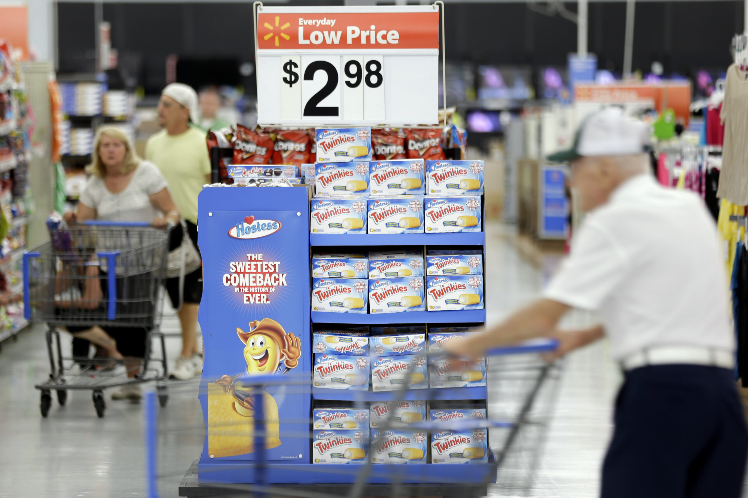 US consumer borrowing rises $10.4 billion in July