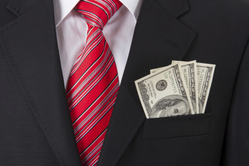 Top Treasury employees swindled thousands of dollars, in-the-know bosses did nothing