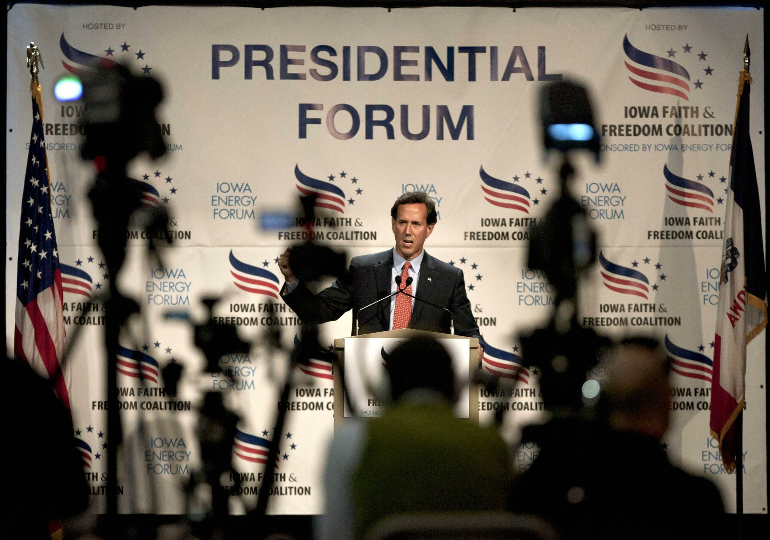 Santorum completes 99 county tour in Iowa
