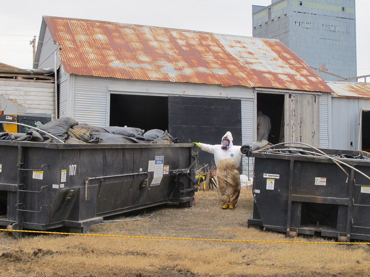 North Dakota finds more radioactive oil waste