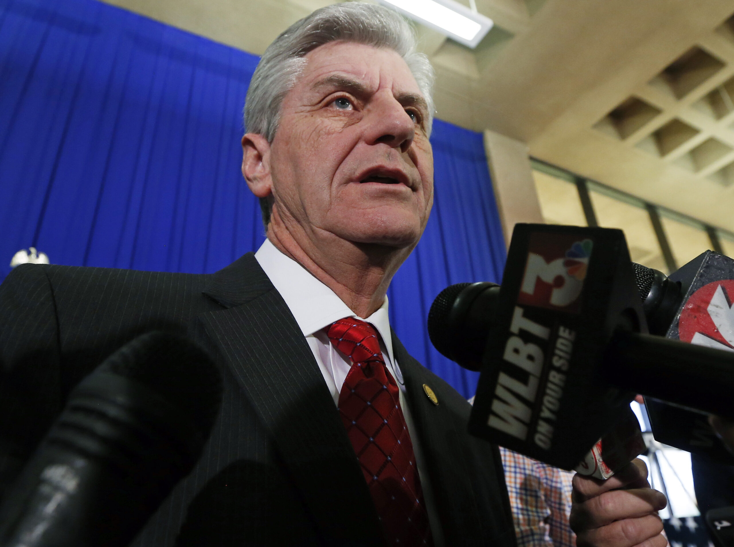 Miss. Gov. seeks criminal investigation of city councilman who urged violence against police