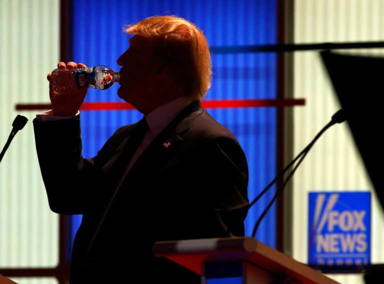 Trump violated rules at Fox debate to receive staff help. (AP Photo/Paul Sancya)